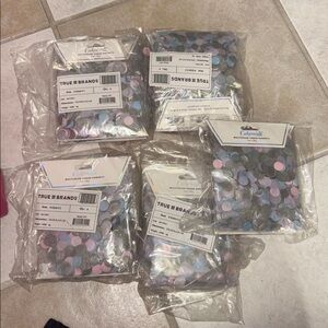 5/$8 20 packs Multicolor Tissue Confetti
